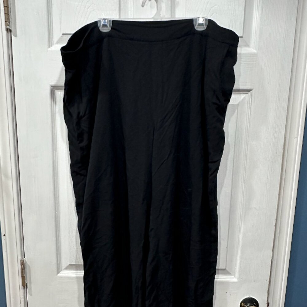 Black High-Waisted Lightweight Pants